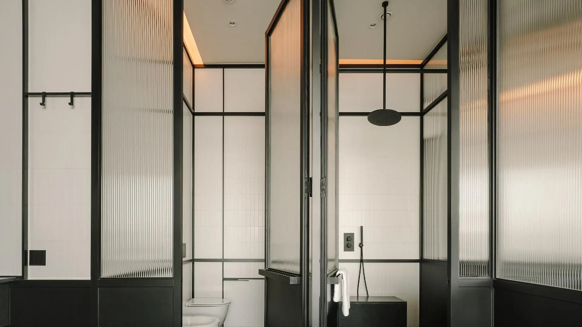 The Telegraph Hotel Tbilisi 5*,